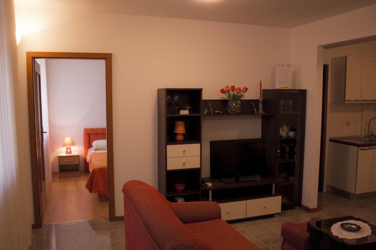 Apartment And Room Daria Vis Island Ngoại thất bức ảnh