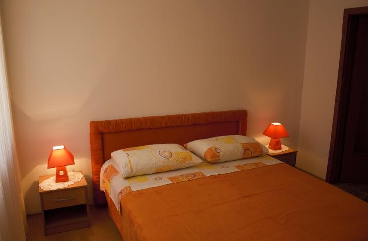 Apartment And Room Daria Vis Island Ngoại thất bức ảnh