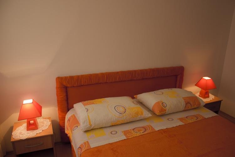 Apartment And Room Daria Vis Island Ngoại thất bức ảnh